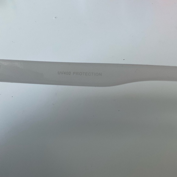 Cat Eye Sunglasses - Picture 5 of 6